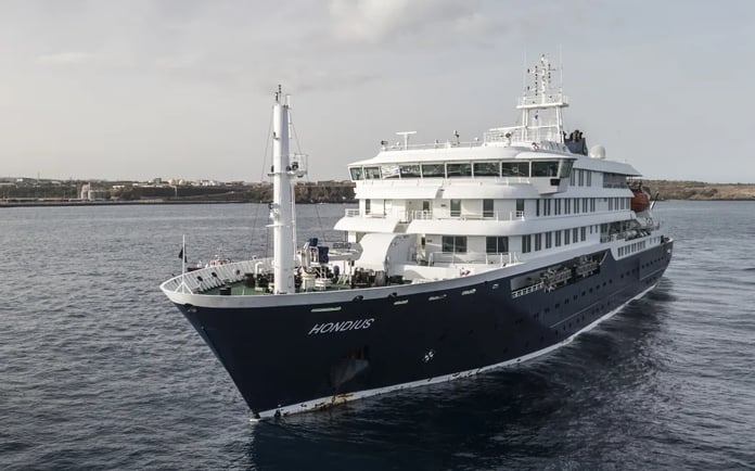 MV Hondius cruise ship isolated at sea near Cape Verde during suspected hantavirus outbreak quarantine situation
