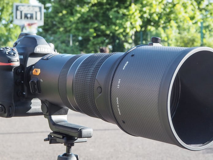 Nikon Z 120-300mm f/2.8 Teleconverter Lens in Action