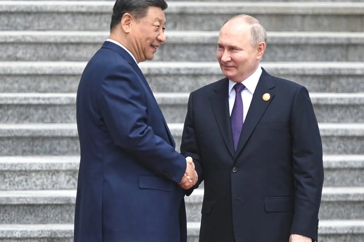 Russian nuclear missile drills during Putin and Xi Jinping summit in Beijing