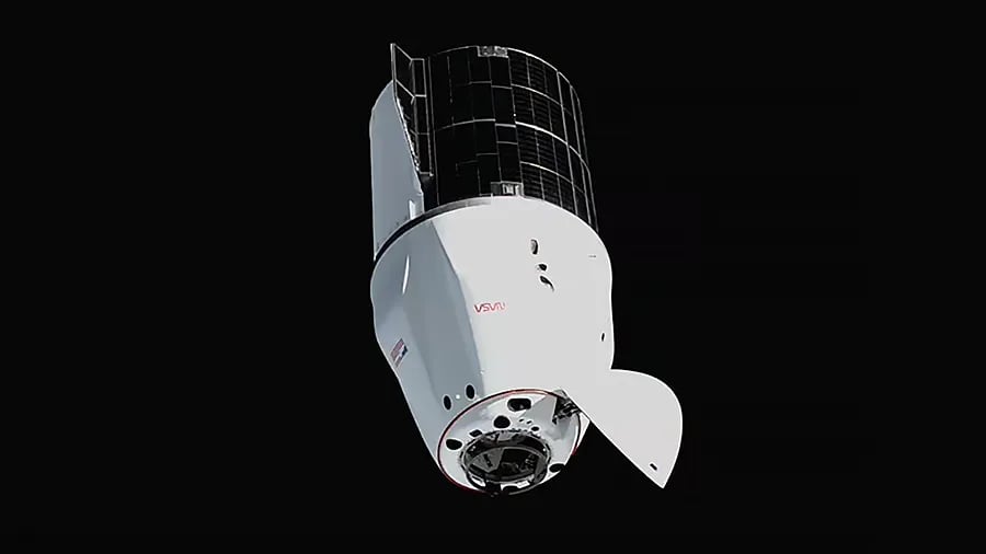 SpaceX Dragon spacecraft docking with International Space Station during NASA CRS-34 mission