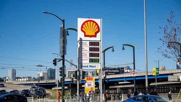 US gasoline prices surge as Iran war drives inflation and energy costs higher across America