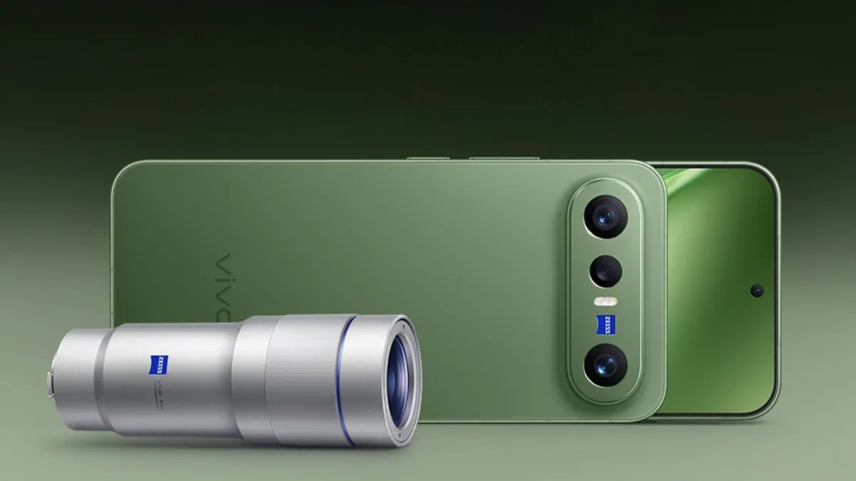 Vivo X300 Ultra vs X300 FE camera comparison showcasing flagship smartphone photography battle in 2026 India launch