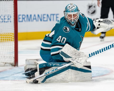 Alexandar Georgiev in net for the Colorado Avalanche during the 2024-25 NHL season
