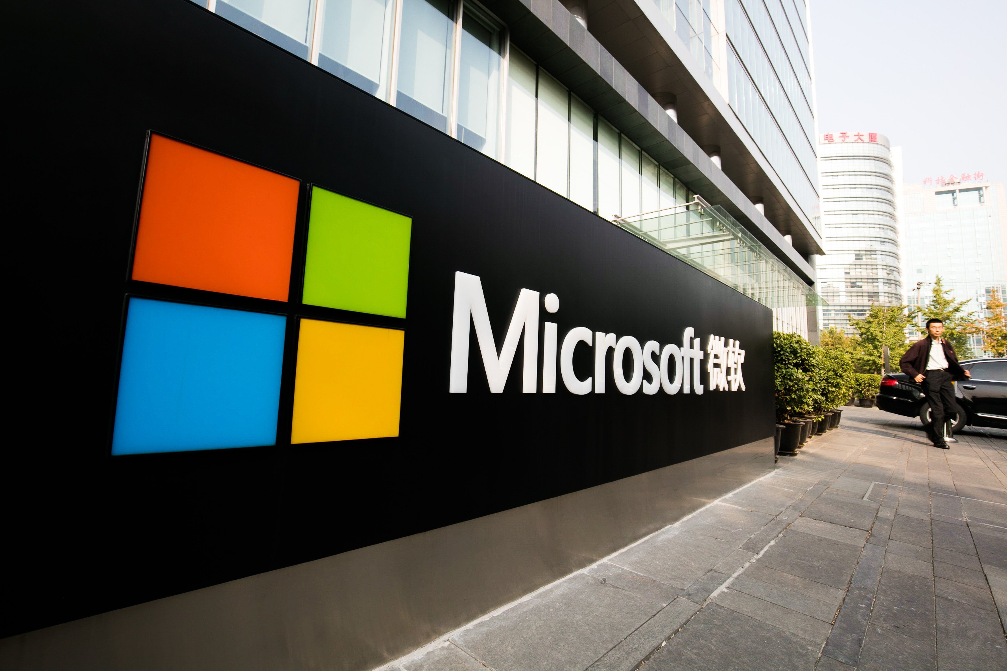 Tech workers as AI restructuring drives layoffs across enterprise software firms including Amdocs Meta and Microsoft