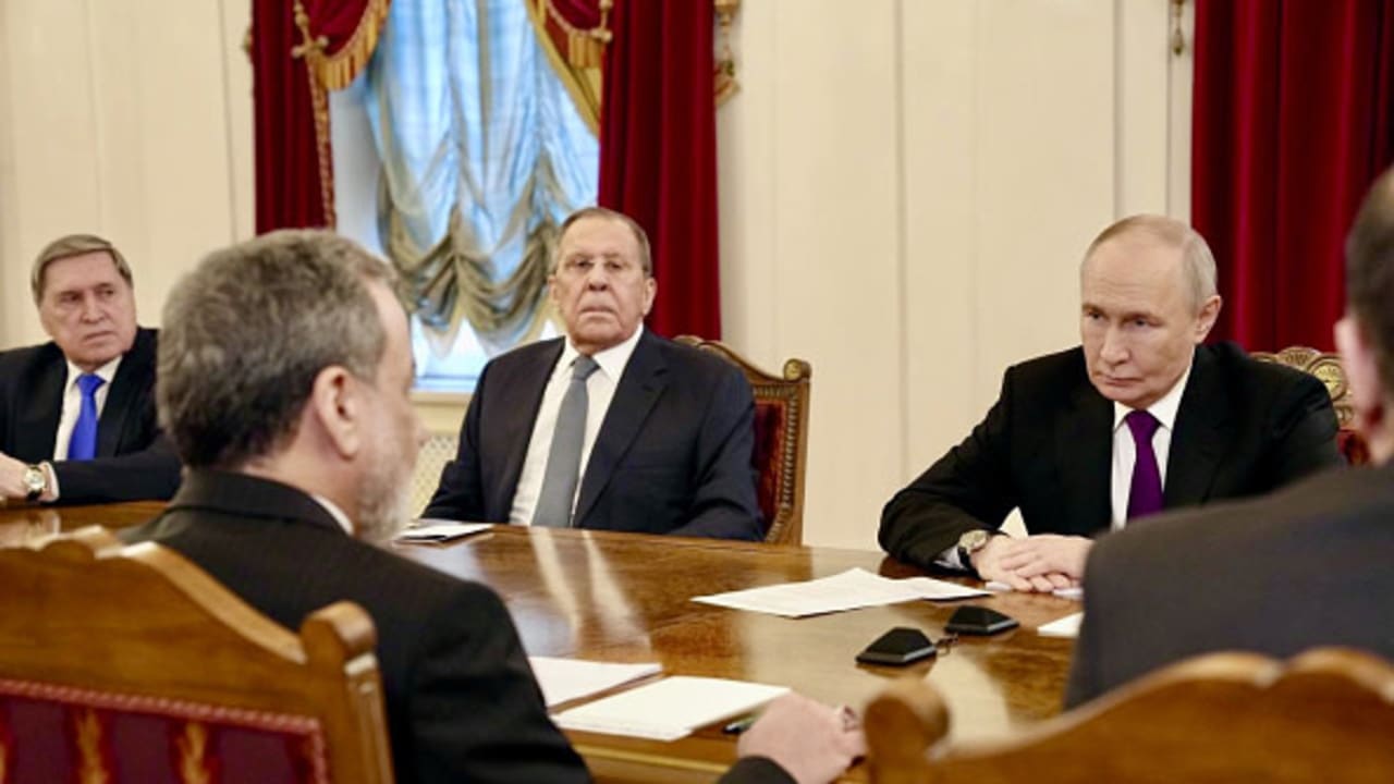 Iranian Foreign Minister Abbas Araghchi arrives for a meeting in Saint Petersburg, Russia, April 27, 2026