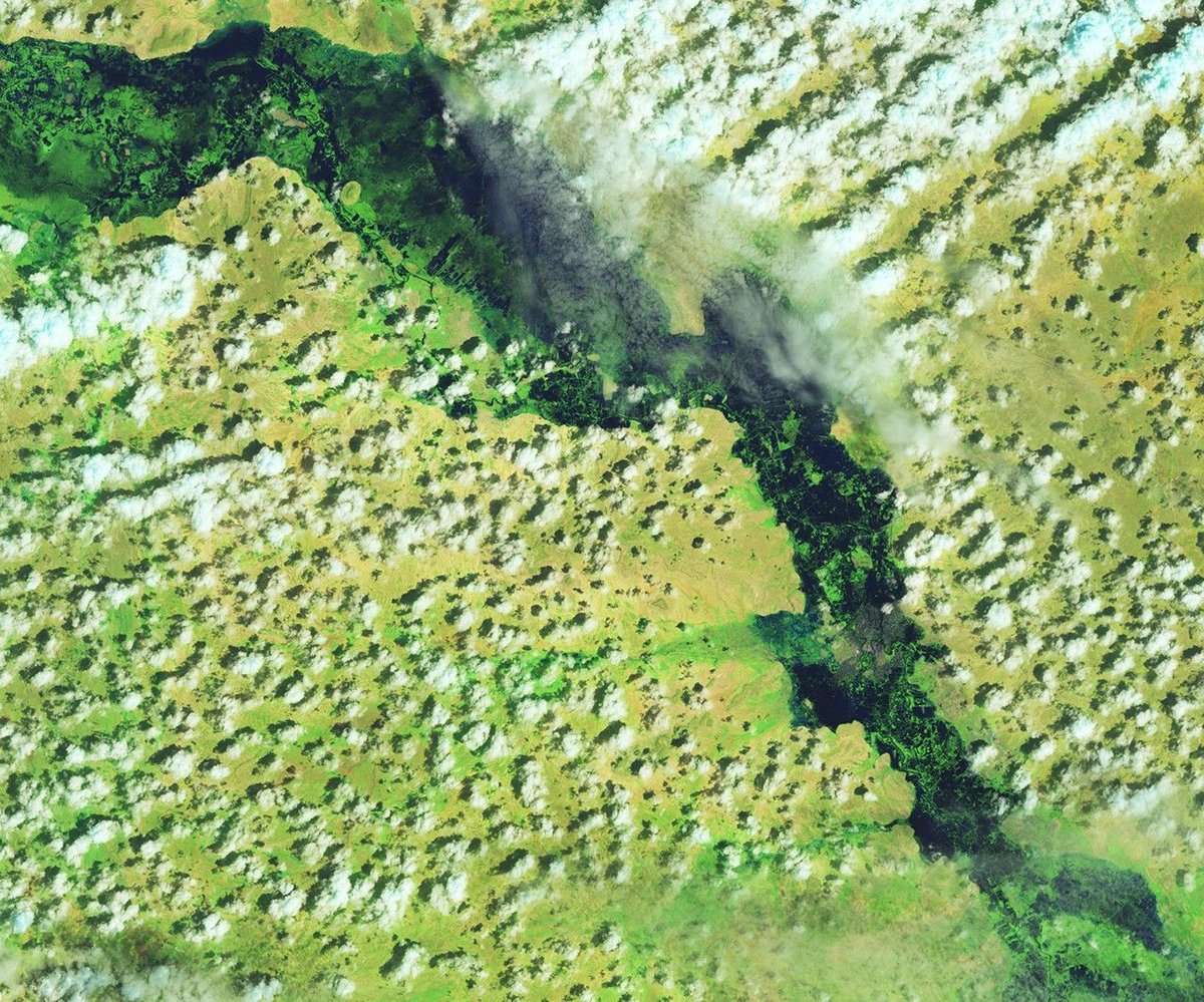 Landsat satellite image of Beledweyne Somalia submerged by Shebelle River floodwaters in November 2023