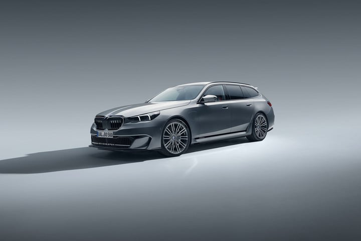 Bovensiepen 05 GT 800 HP BMW M5 Touring exterior silver Frank Stephenson design 2026
