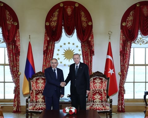 Turkish President Recep Tayyip Erdogan holds phone call with Armenian Prime Minister Nikol Pashinyan on Turkey-Armenia normalization process