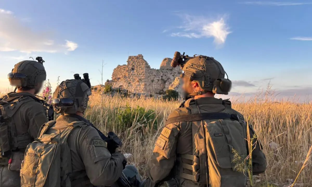 Israeli flag raised over Beaufort Castle in southern Lebanon after IDF capture, cited by Iran as a ceasefire violation