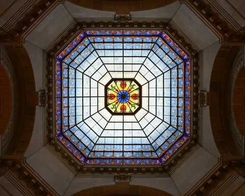 Indiana State Capitol dome in Indianapolis where Governor Mike Braun signed House Bill 1052 banning sweepstakes casinos effective July 1 2026