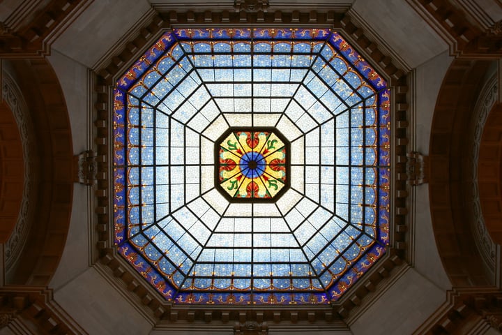 Indiana State Capitol dome in Indianapolis where Governor Mike Braun signed House Bill 1052 banning sweepstakes casinos effective July 1 2026