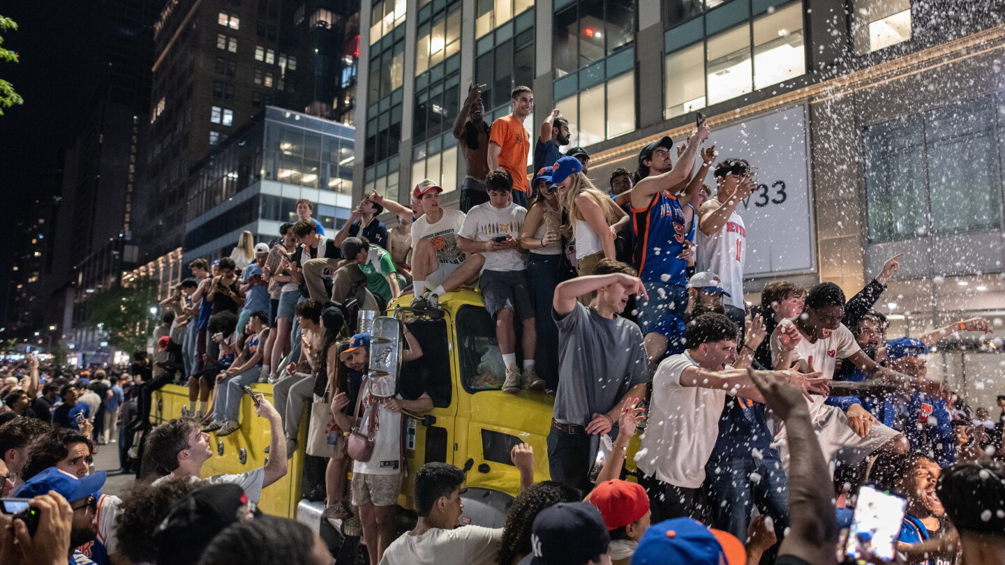 Jalen Brunson and New York Knicks celebrate 2026 NBA Championship win over San Antonio Spurs