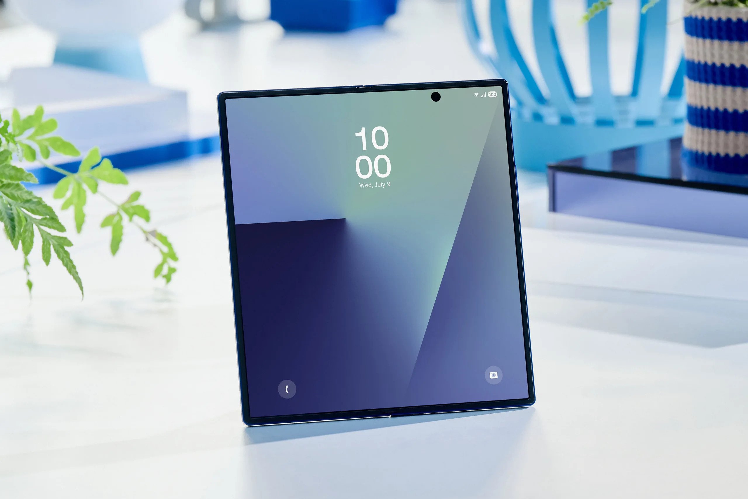 Samsung Galaxy Z Fold 8 Wide Variant 7.6 Inch 4:3 Display Samsung Galaxy Z Fold 8 Wide with 7.6-inch inner display in 4:3 aspect ratio compared to standard Galaxy Z Fold 8 form factor