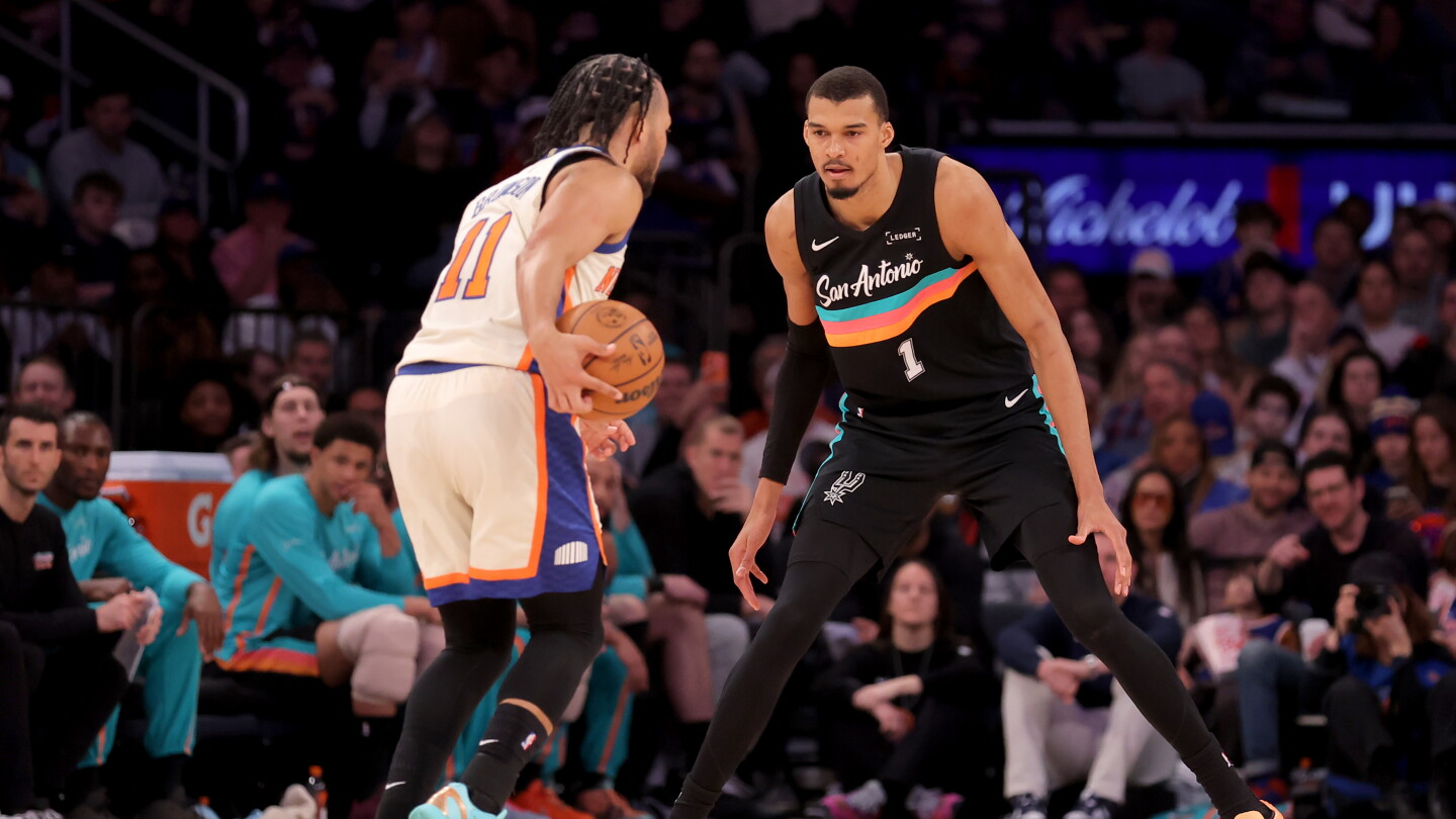 San Antonio Spurs and New York Knicks face off in the 2026 NBA Finals