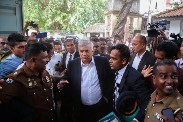 Sri Lanka anti-corruption CIABOC arrests officials Colombo 2026