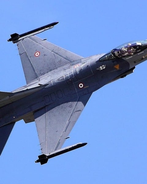 Turkish F-16 fighter jet scrambled from northern Cyprus airport to track EU defence ministers aircraft