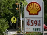 UK inflation remains at 2.8 percent as fuel prices rise and Bank of England monitors economic impact in 2026