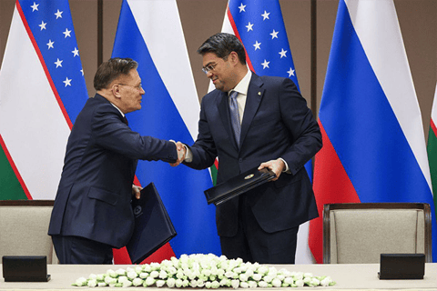 Uzatom head Azim Akhmedkhadjaev and Rosatom Director Alexey Likhachev at the Jizzakh nuclear power plant construction site in Uzbekistan