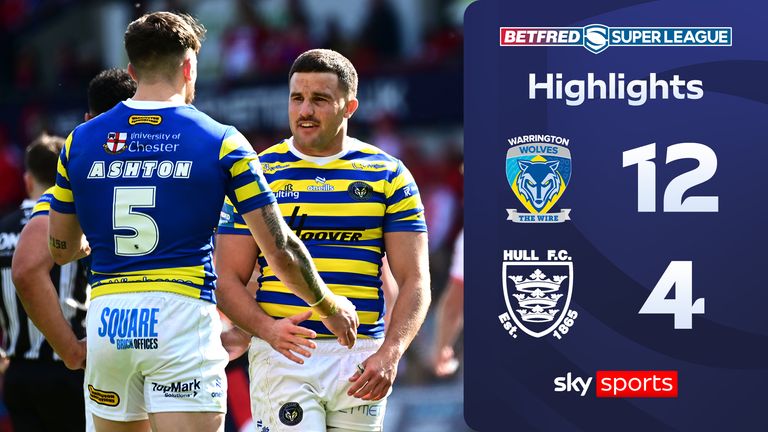 Warrington Wolves players celebrate in Super League Round 13 against Hull FC June 2026