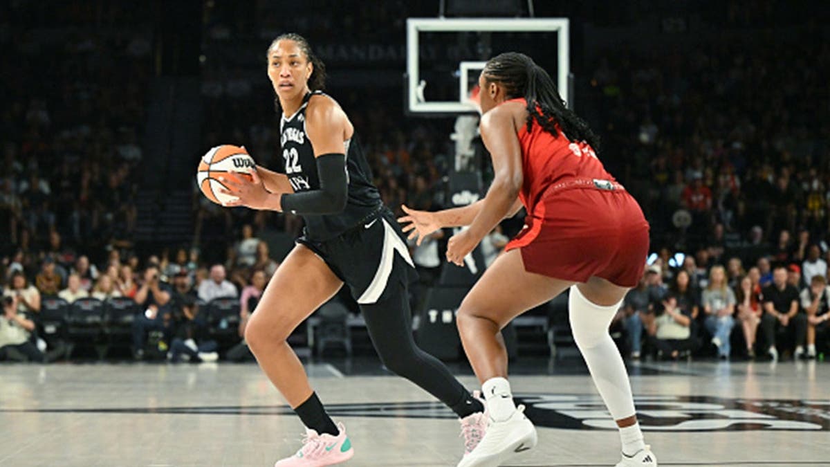 A’ja Wilson dribbling for Las Vegas Aces against Indiana Fever