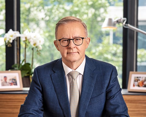 Australian Prime Minister Anthony Albanese official portrait