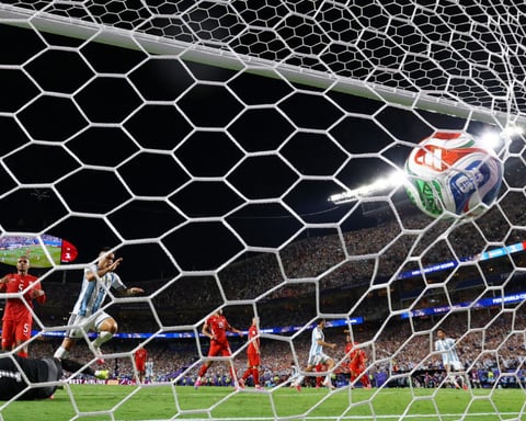 Lautaro Martinez Argentina celebrates goal Julian Alvarez Switzerland World Cup 2026 quarterfinal Arrowhead Stadium Kansas City