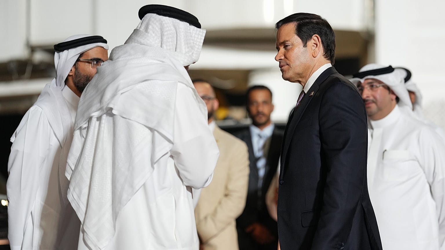 Bahrain Foreign Minister Al-Zayani diplomatic meeting US officials Hormuz Iran 2026