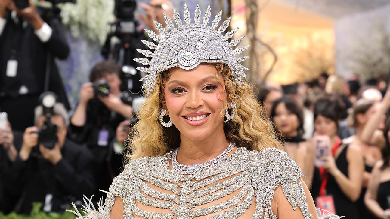 Beyoncé photographed in 2026, who appeared as a surprise guest at Jay-Z's Yankee Stadium finale