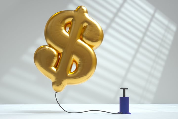Bitcoin price chart showing surge to $61,000 amid Federal Reserve inflation commentary
