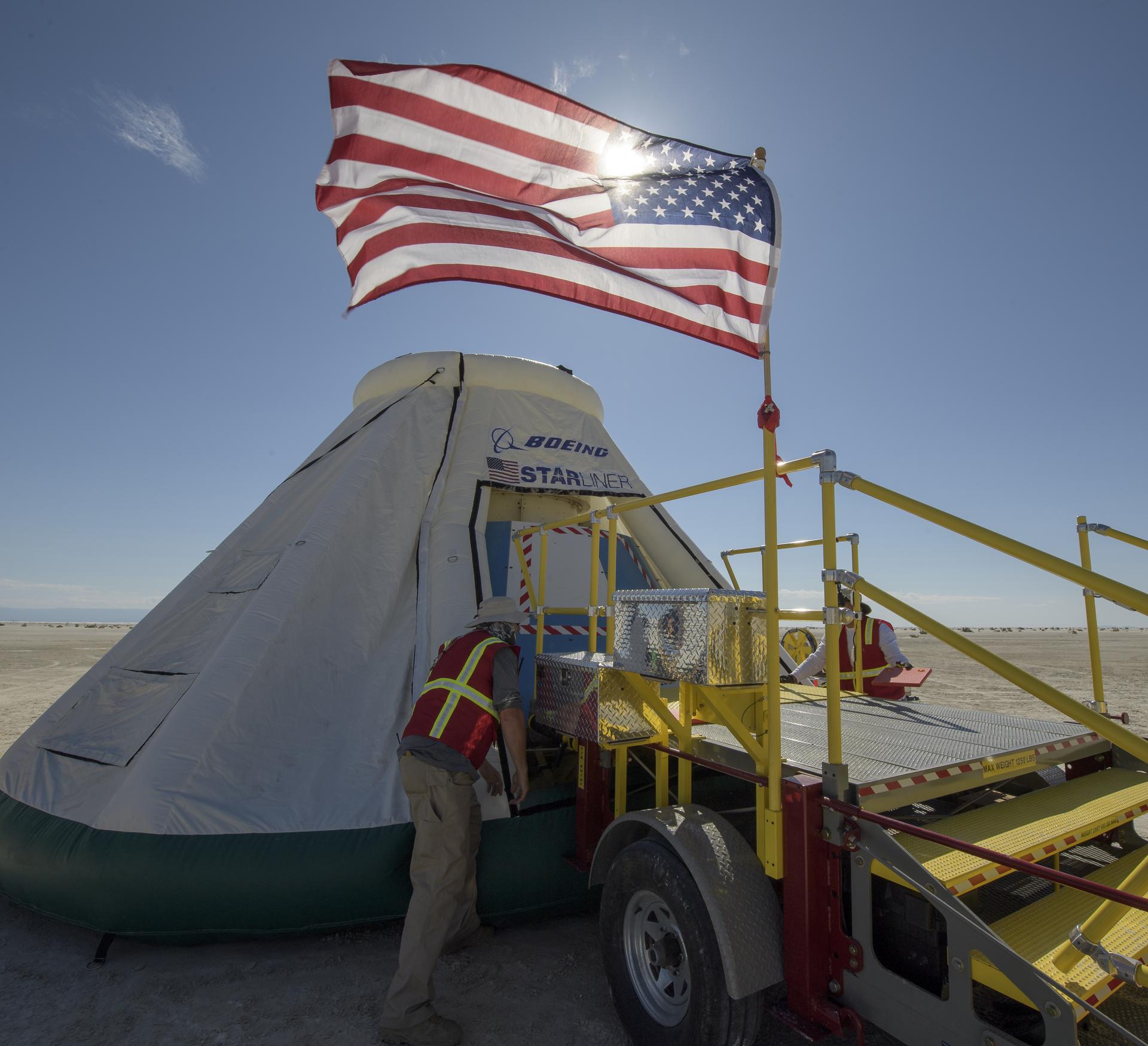 NASA engineers conduct Boeing CST-100 Starliner landing rehearsal simulations at Kennedy Space Center