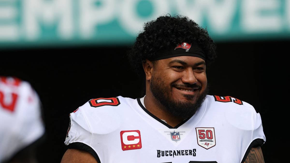 Tampa Bay Buccaneers players practice at 2026 NFL training camp in Tampa