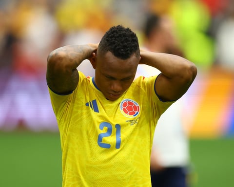 Jaminton Campaz and Colombia players look dejected after their penalty shootout defeat to Switzerland at the 2026 World Cup in Vancouver