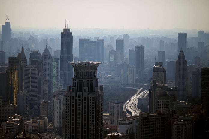 Chinese lawmakers at the National People's Congress discussing anti-sanctions legislation