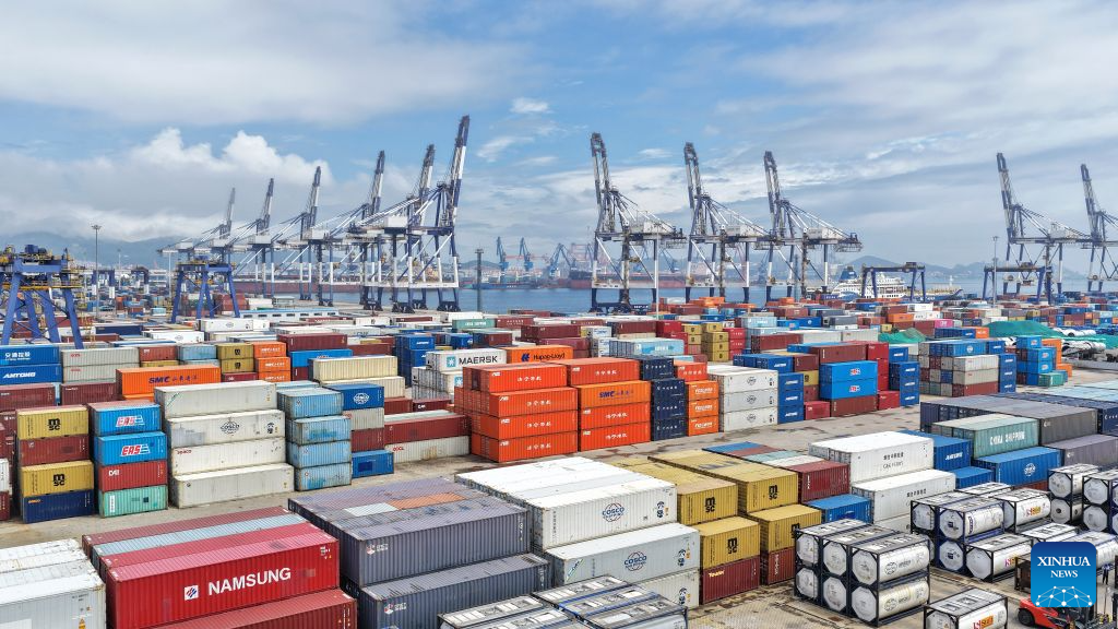 Chart showing China first-half 2026 trade growth with high-tech exports surging 39 percent