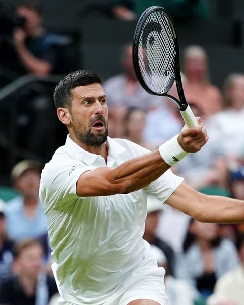 Novak Djokovic defeats Stefanos Tsitsipas 6-3 6-4 6-2 in the Wimbledon 2026 second round on Centre Court