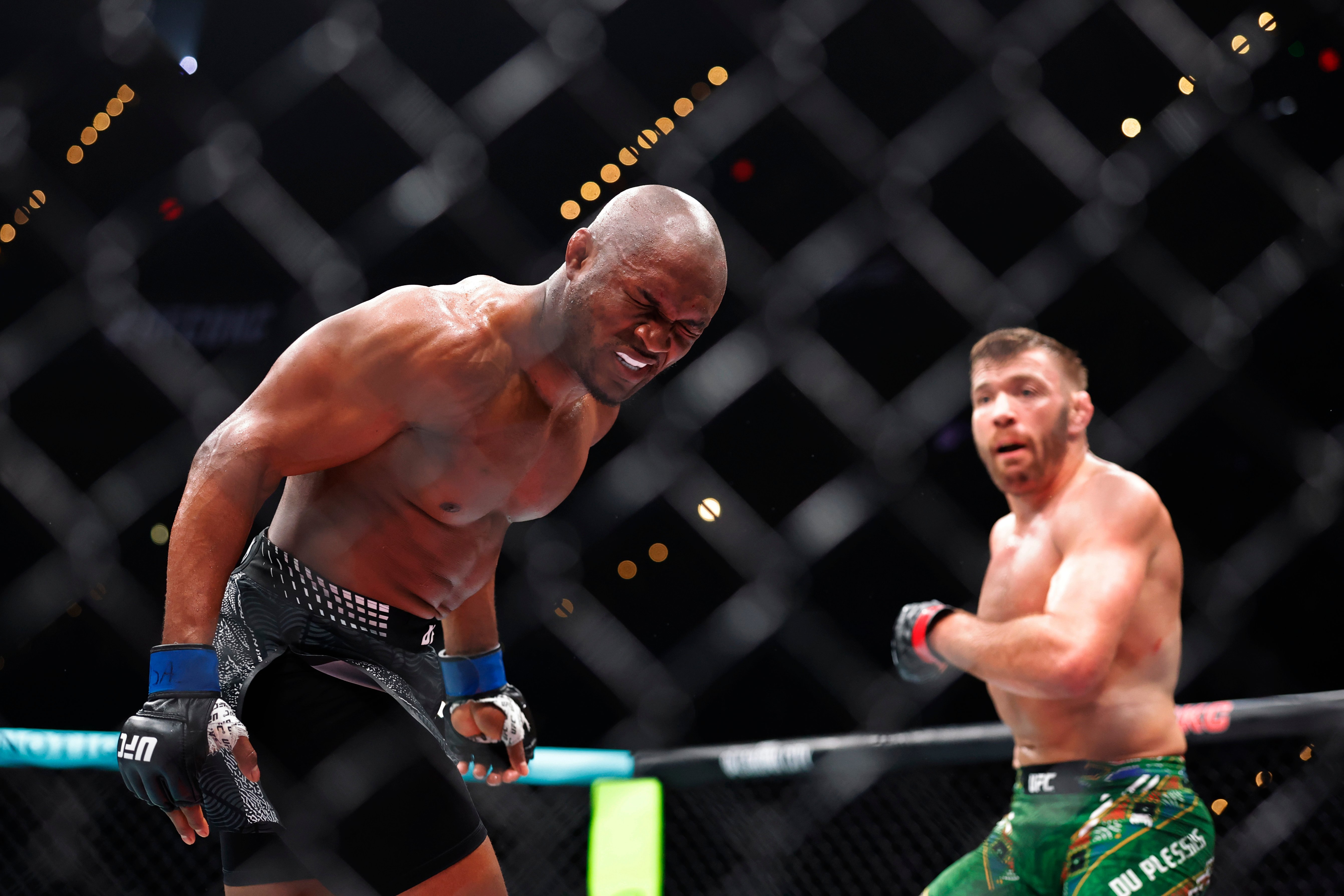 Dricus du Plessis lands strikes on Kamaru Usman at UFC Fight Night Oklahoma City