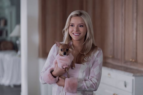 Lexi Minetree as a teenage Elle Woods in Amazon's Legally Blonde prequel series Elle