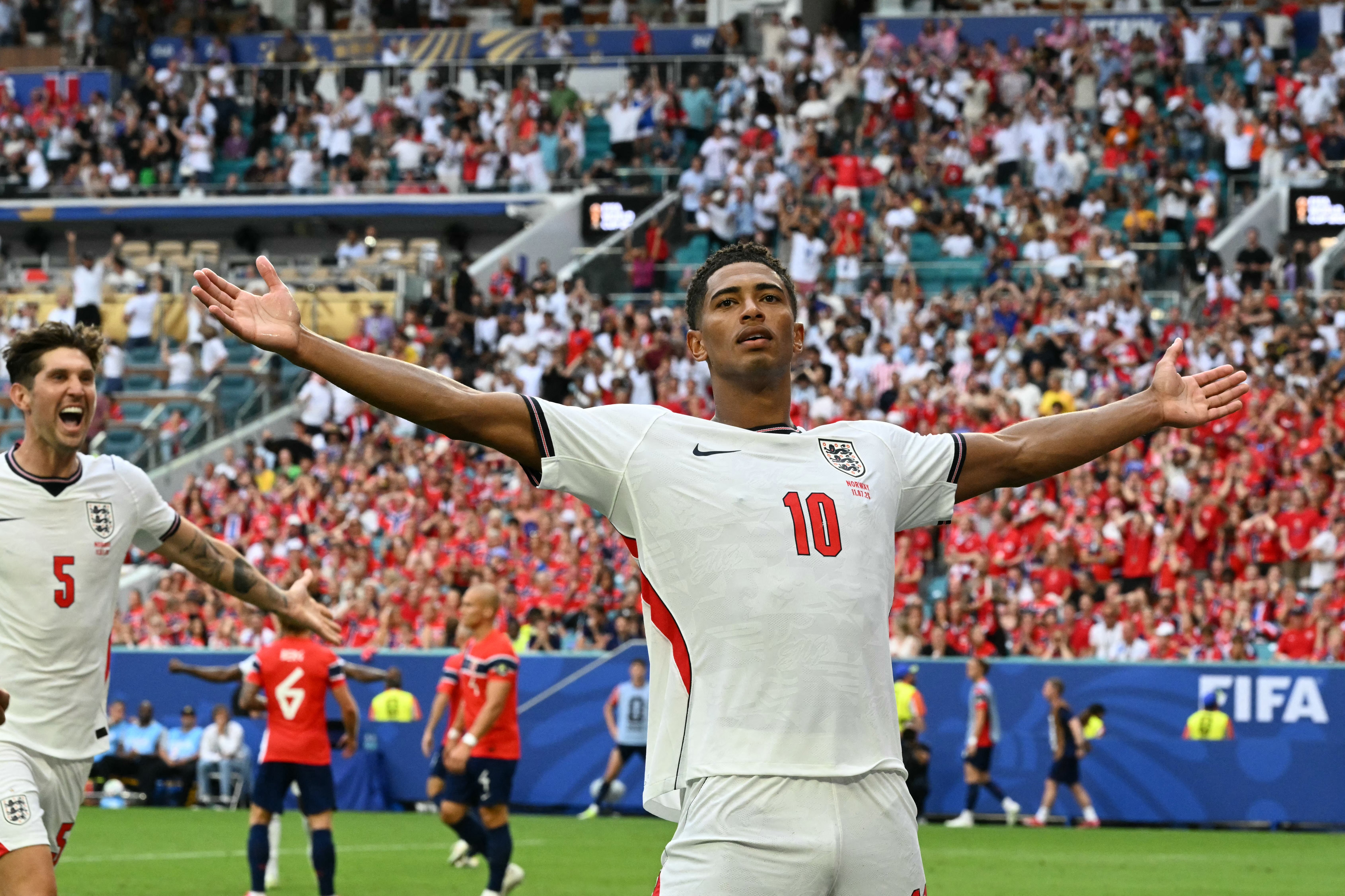 Jude Bellingham celebrates as England beat Norway World Cup 2026 quarterfinal Miami