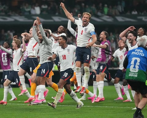 Jude Bellingham celebrates scoring for England against Mexico at Azteca Stadium in the FIFA World Cup Round of 16