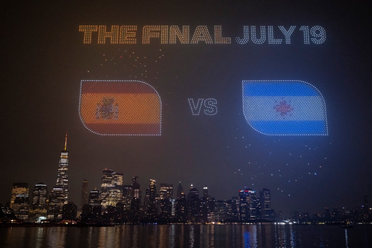 FIFA drone show over New York skyline displaying Argentina and Spain flags ahead of 2026 World Cup final