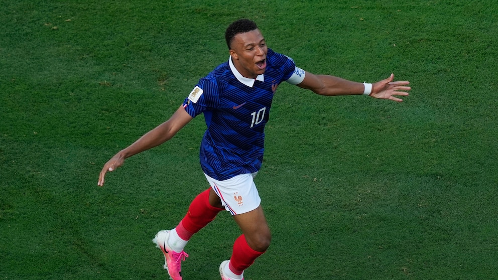 Kylian Mbappe celebrates scoring as France defeat Sweden 3-0 in the FIFA World Cup 2026 round of 32