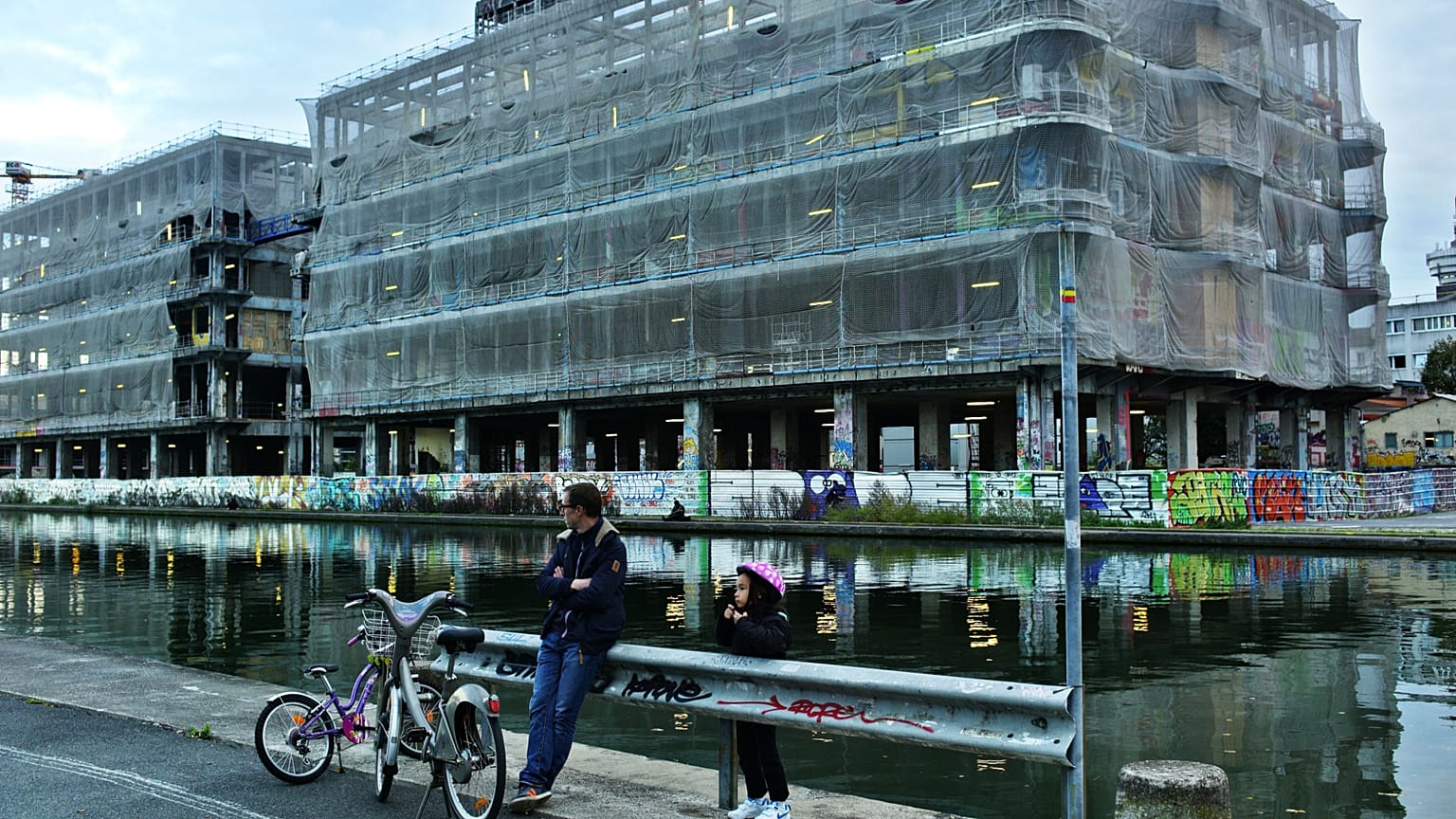 German workers economy emigration survey Indeed abroad