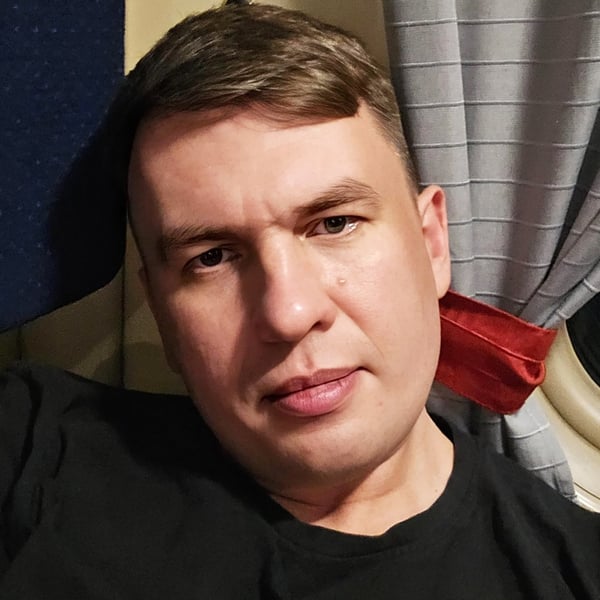 Ilya Remeslo, Russian blogger and former Kremlin ally, arrested in Russia on army-fakes charges