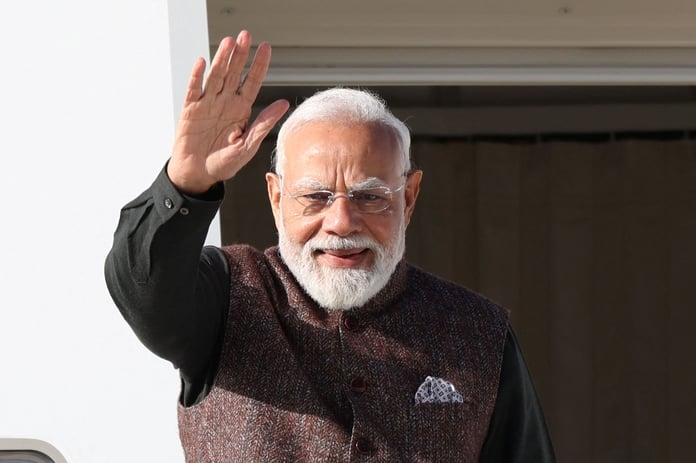 PM Narendra Modi and New Zealand PM Christopher Luxon at the signing of India-New Zealand Strategic Partnership in Auckland