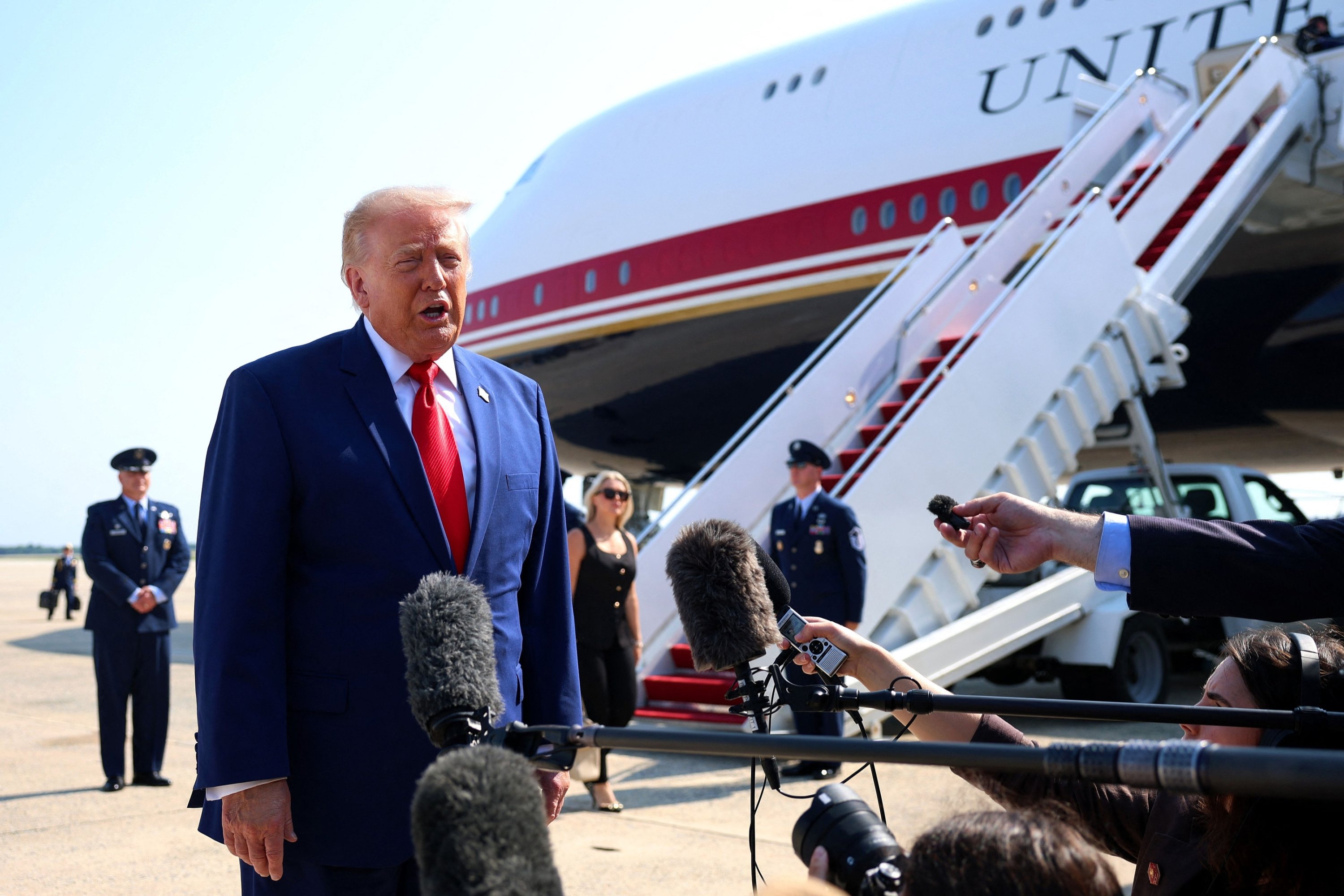 Oil tankers in the Strait of Hormuz as Trump threatened to destroy Iranian bridges and power plants for each ship attack July 2026