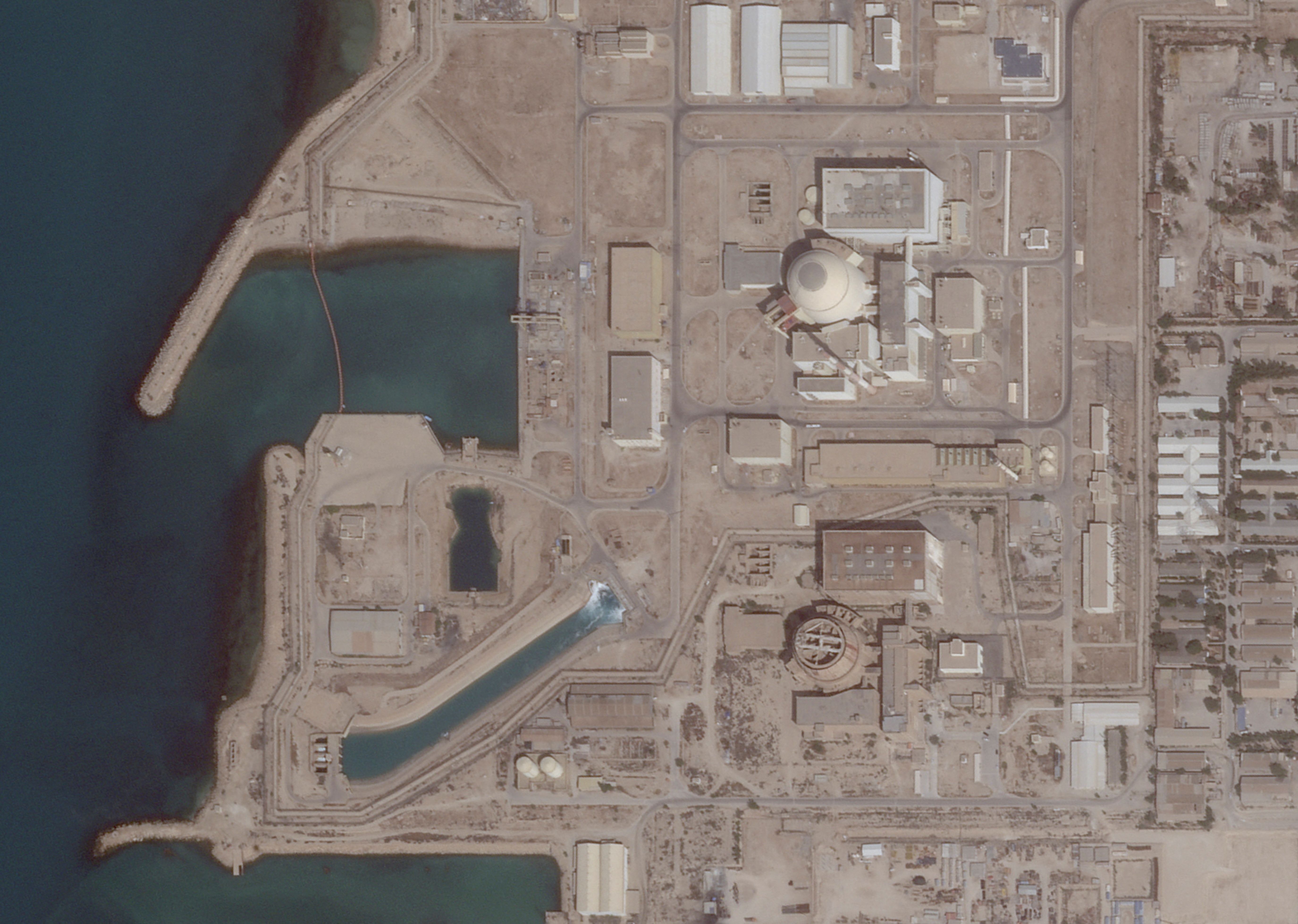 Iranian infrastructure struck during US airstrikes in the Iran-US conflict near Hormuz