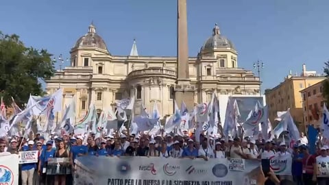 Italian military and police personnel march through central Rome demanding pay raises and pension reform July 2026