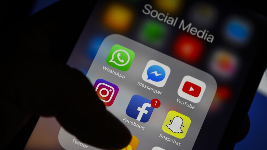 Mobile phone and social media policy targeting youth digital activity as Italy flags hundreds of accounts promoting violence among minors