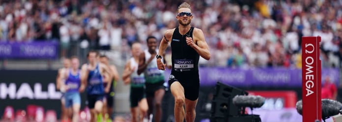 Josh Kerr crosses the finish line at London Stadium to break the mile world record with 3:42.66 at the London Diamond League