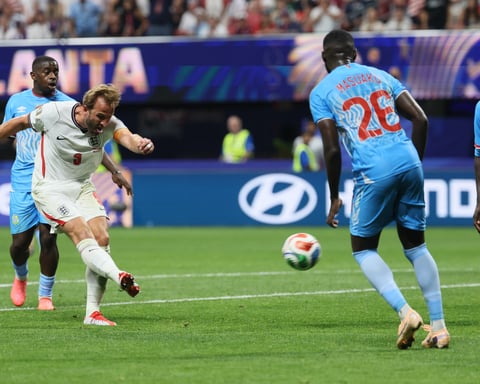 Harry Kane scores his record-breaking 13th World Cup goal against DR Congo at Mercedes-Benz Stadium Atlanta